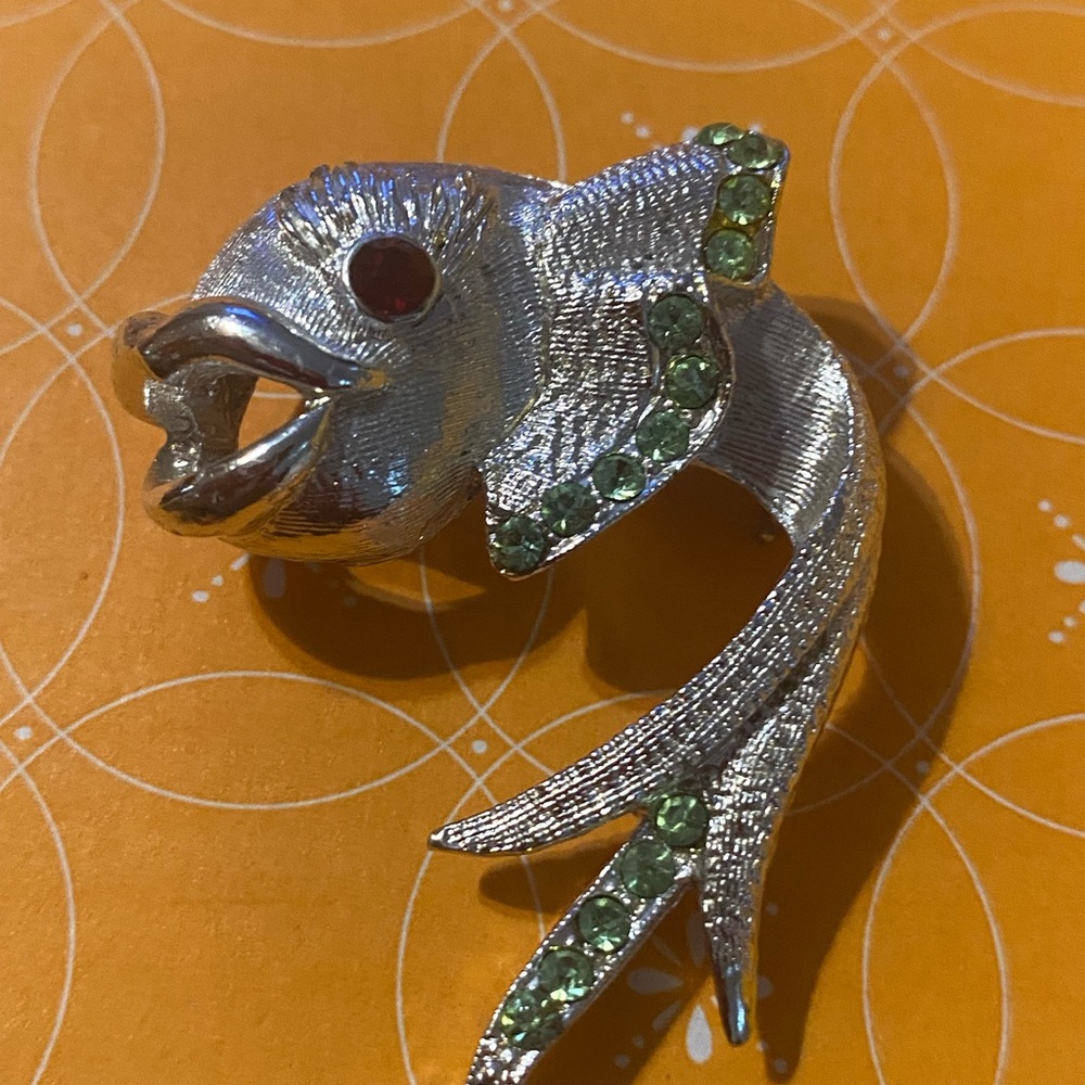 Vintage Silver Fish Brooch Big Lips with Green Stones & Ruby Color Eye